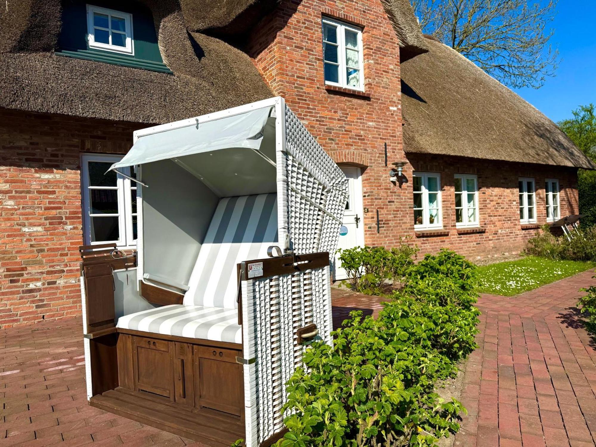 Reetkehlchen Alkersum Exterior foto